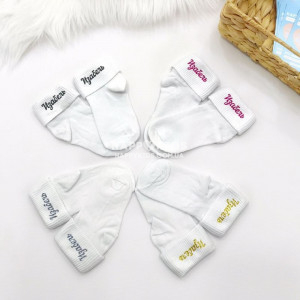 Шкарпетки для новонароджених з ім'ям дитини гліттер - фото