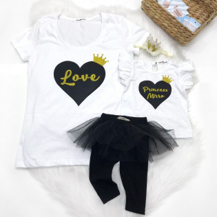 Футболка для мамы "Love" с сердечком